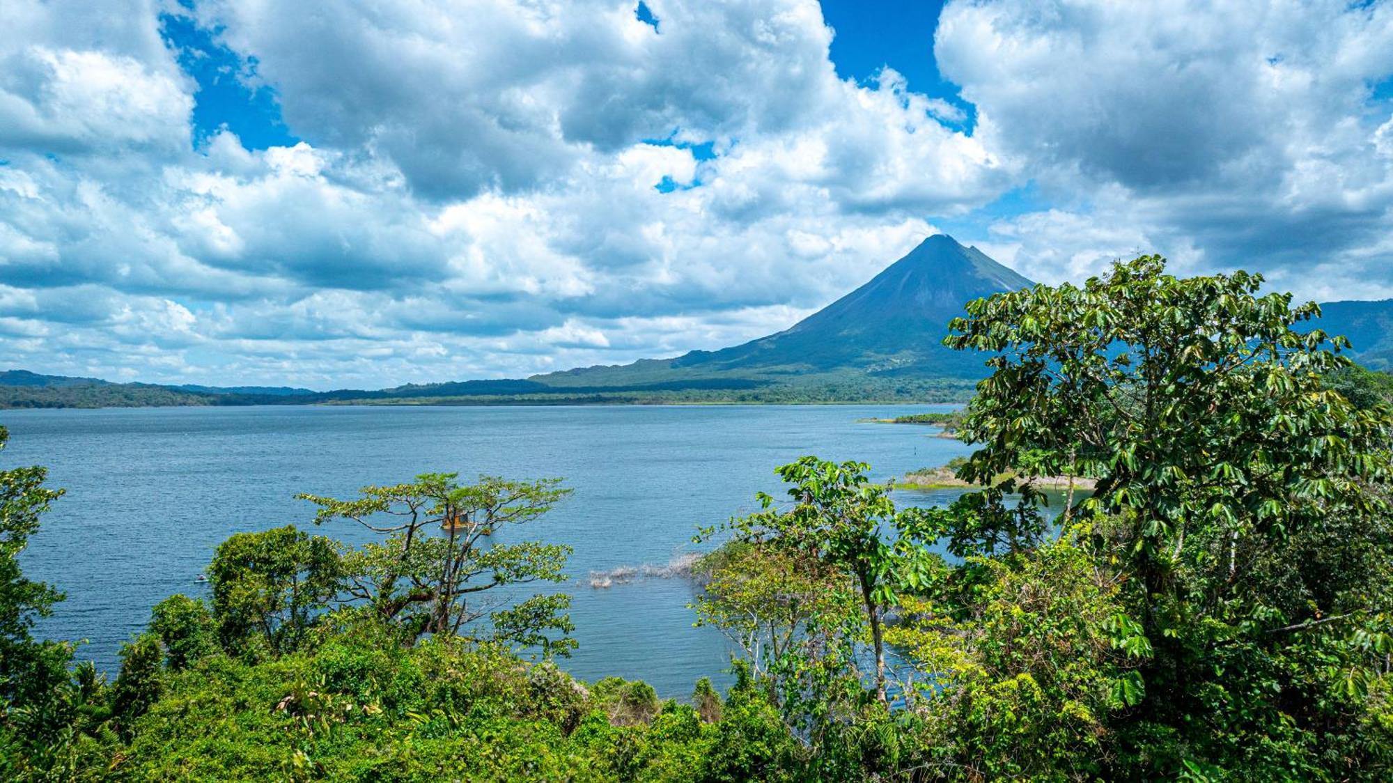 Villas Paradise Arenal Volcano Lake View El Castillo Exterior foto